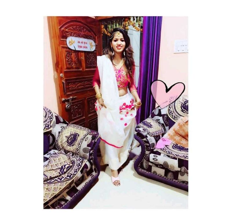 Wedding Lehenga Choli Pink N White Sider