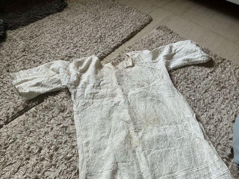 🤍 White Chikankari Kurta Set