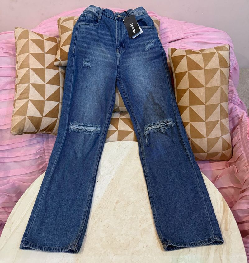 Distressed Wide Leg Jeans