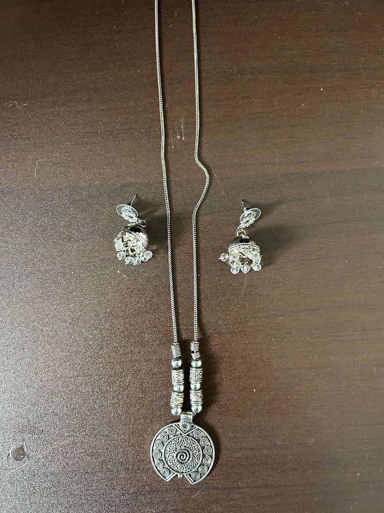 Oxidized Silver Necklace &amp; Earrings Set