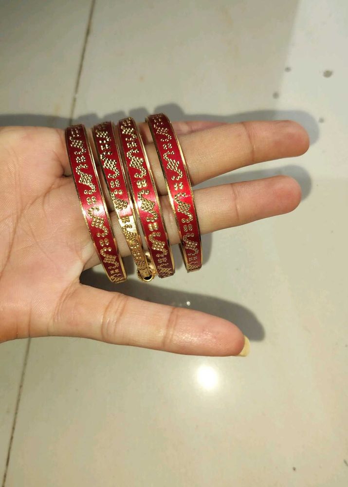 Red &amp; Gold Elephant Bangle Set