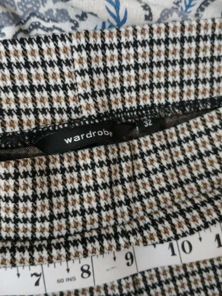 Wardrobe By Westside Houndstooth Pants - Size 32