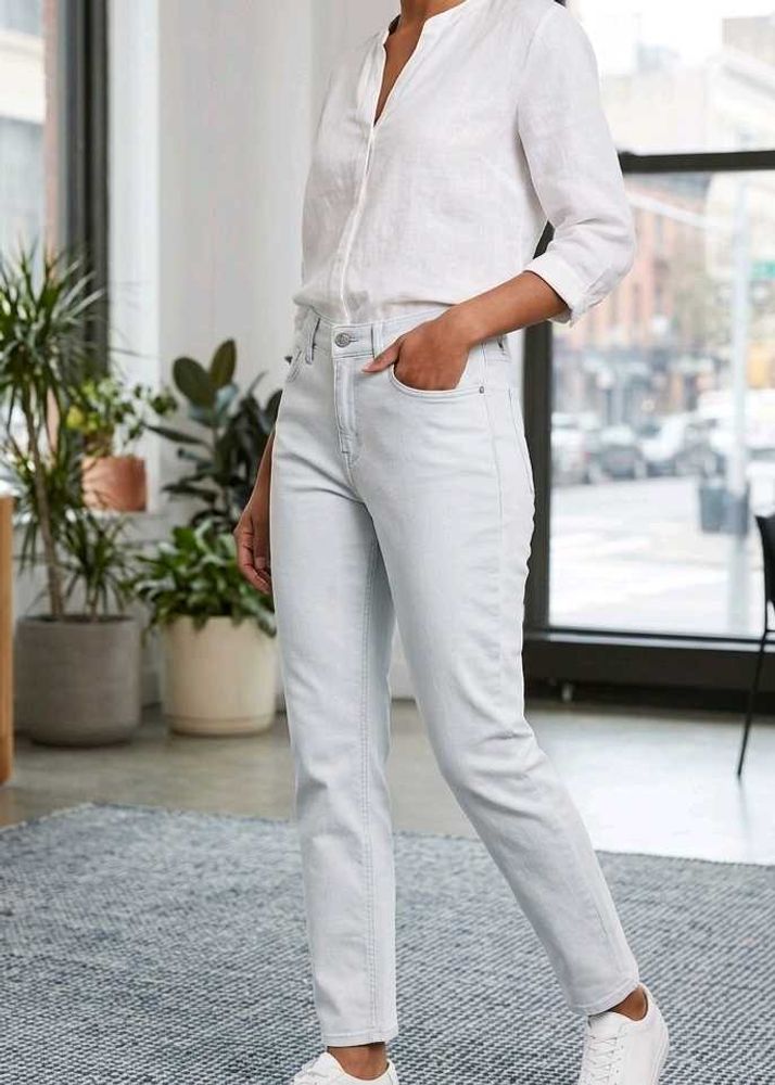 Light Wash Denim Jeans