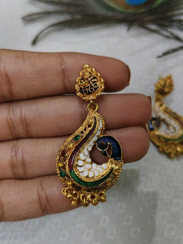 Peacock earring 🦚✨