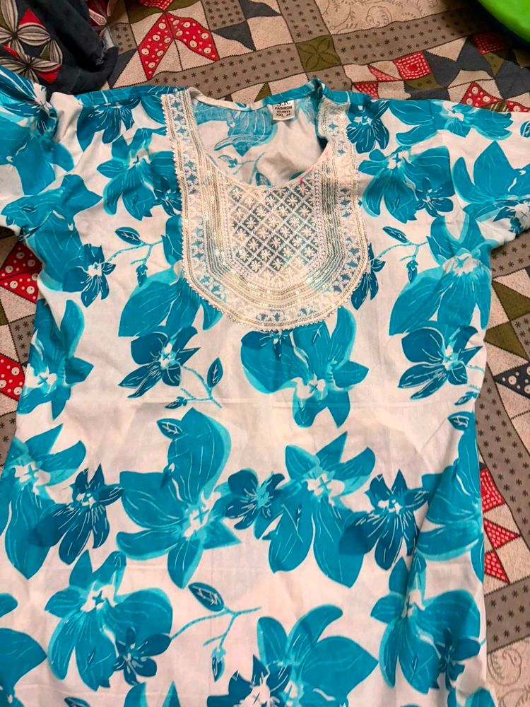 Beautiful Floral Print Kurta