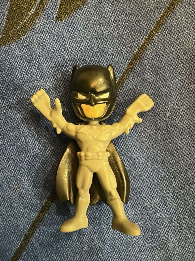 RARE Batman KINDERJOY Action Figure Toy