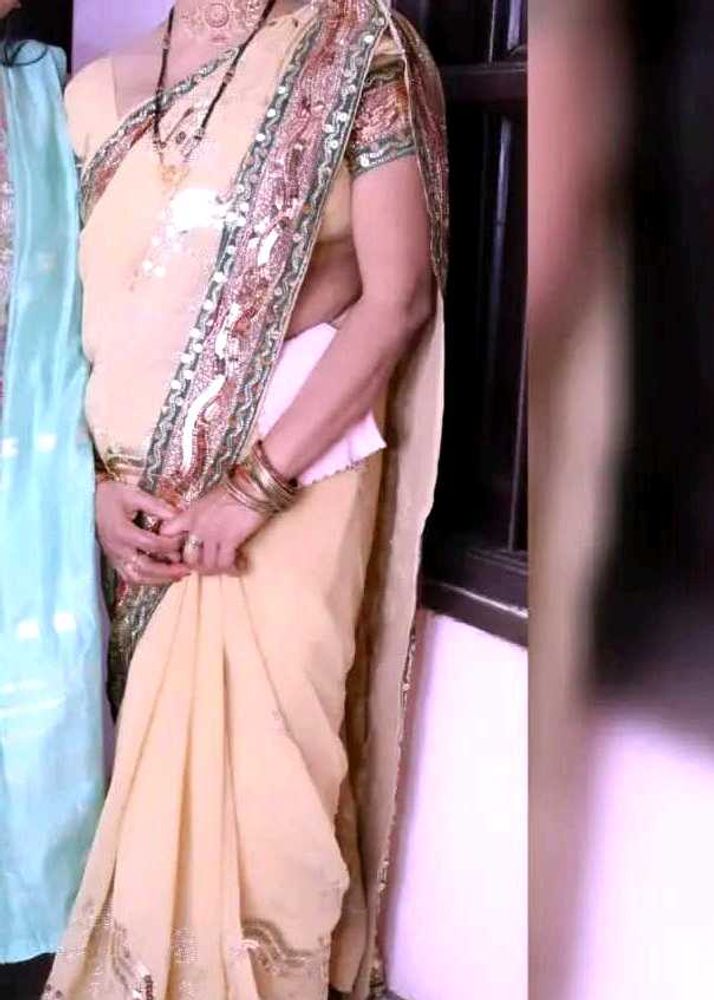 Elegant Cream Saree with Embellished Border
