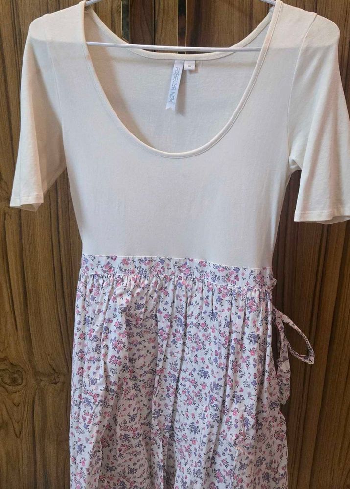Forever New- Floral Print Dress- Size 10