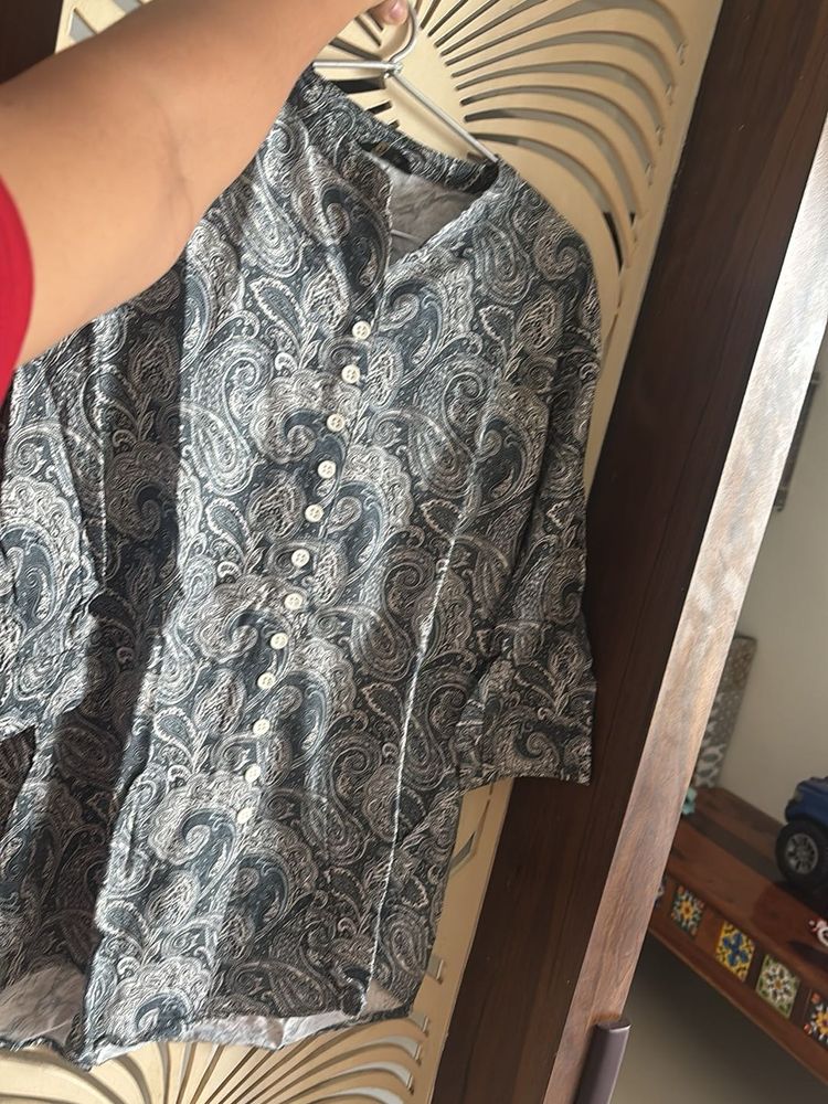Elegant Paisley Print Kurta