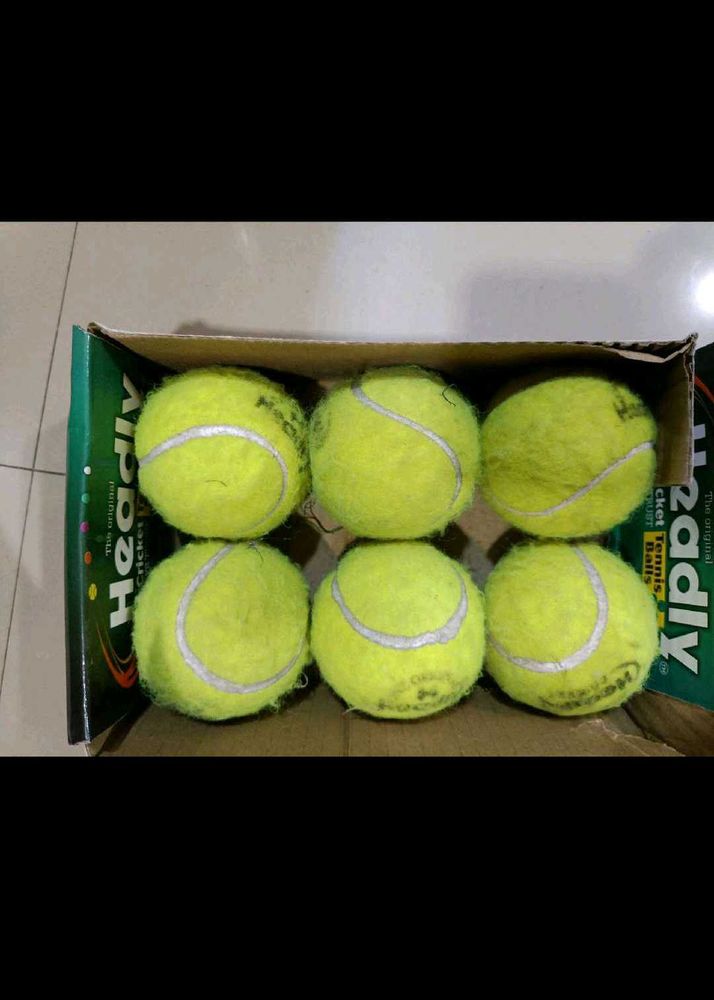 Headly Cricket Tennis Balls Pack of 6