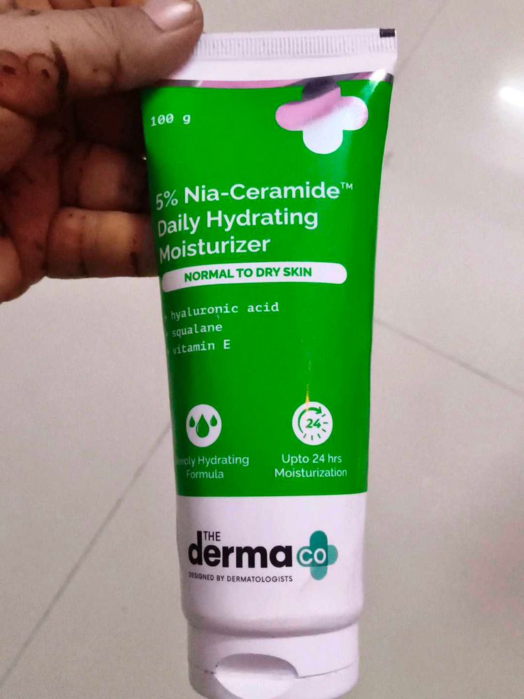 The Derma Co. 5% Nia-Ceramide Daily Hydrating Mois