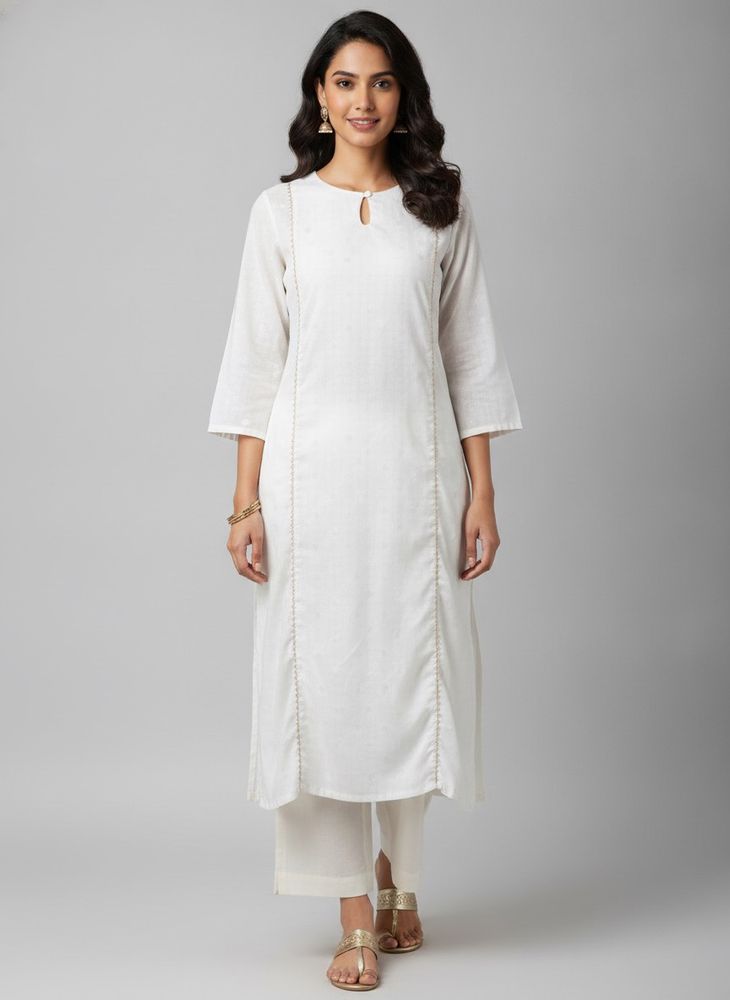 🤍🤍Elegant White Kurta🤍🤍
