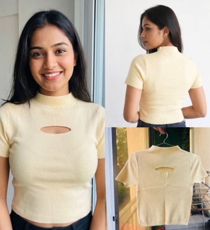 🌼🌼 Cut-Out mock Neck Crop Top🌼🌼
