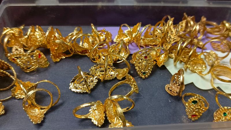 Elegant Gold Rings Collection