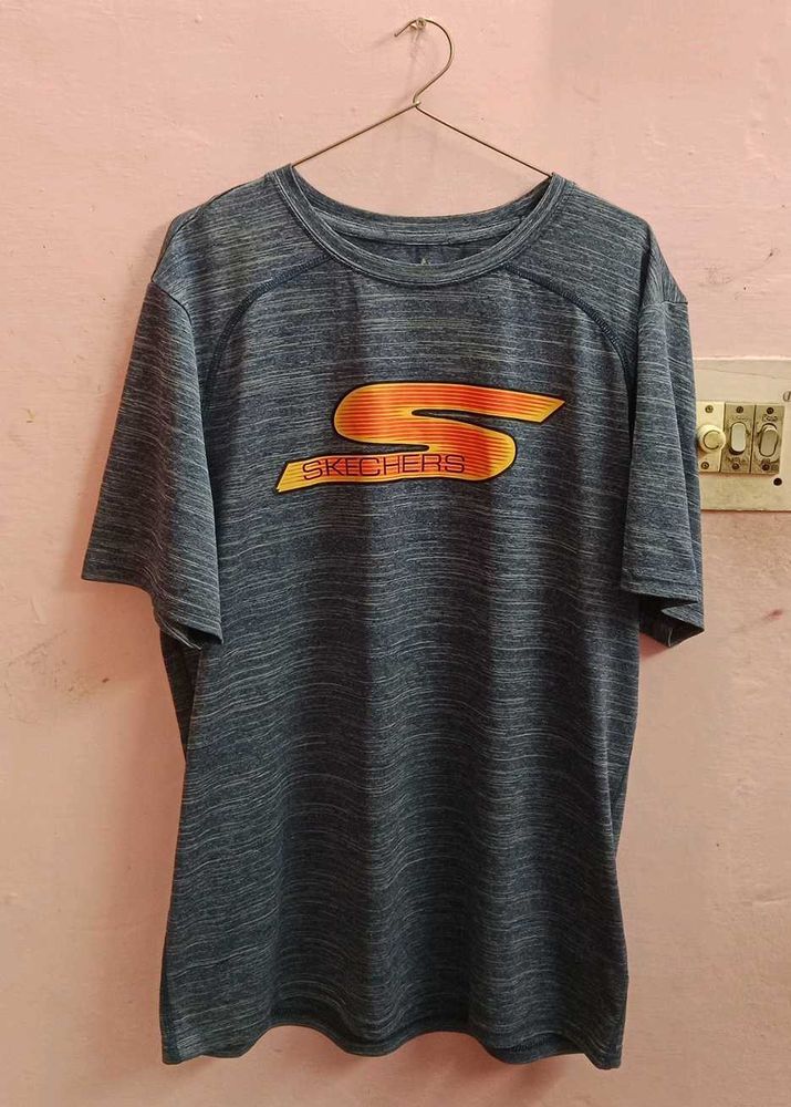 SKECHERS Athletic T-Shirt