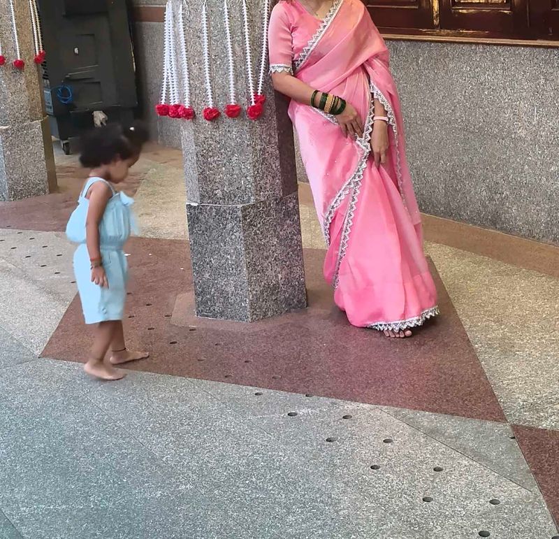 Elegant Pink Saree with White Border