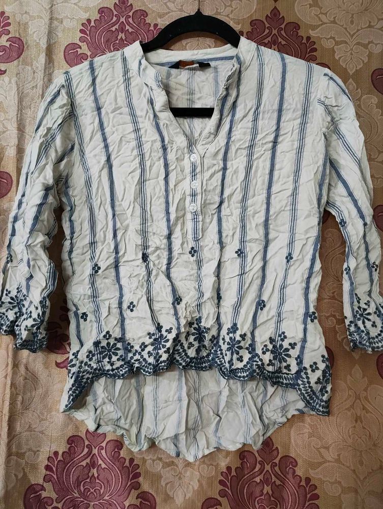 Embroidered Striped Kurta