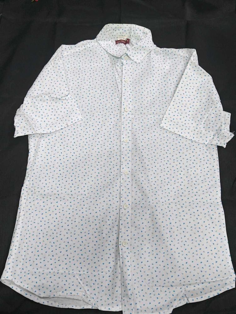 Boy's White Printed Short Sleeve Shirt