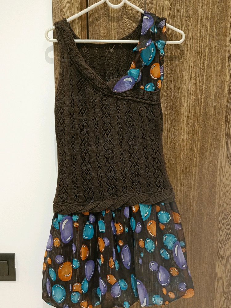 Stylish Frock Style Sleeveless Top For Girls