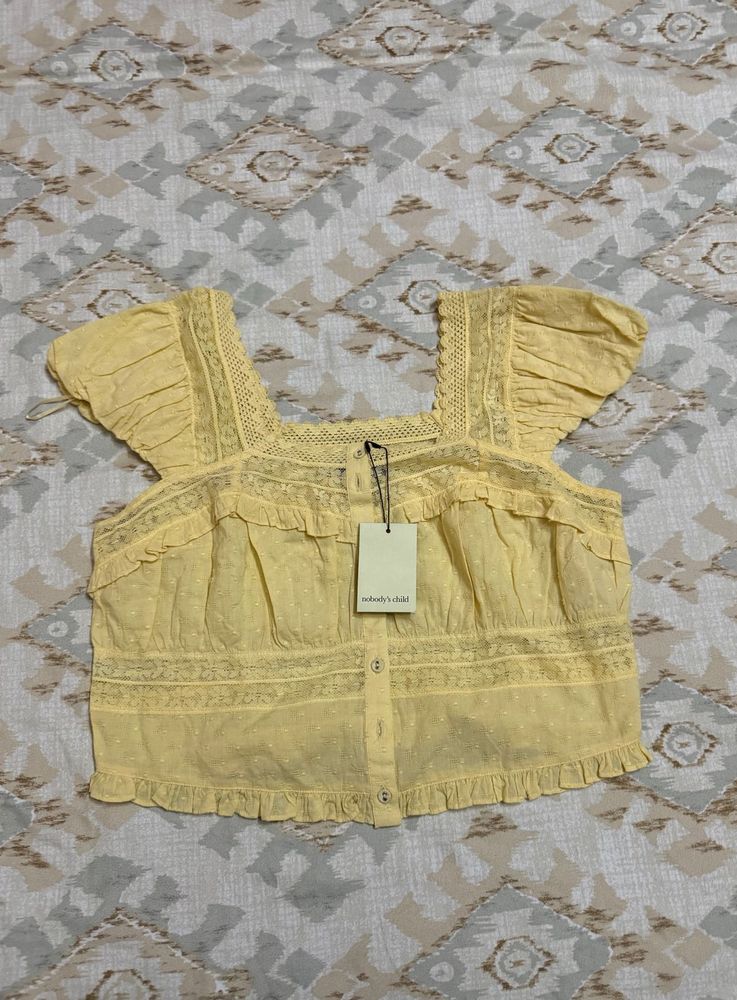 Nobody’s Child Yellow Square Neck Lace Top🌼