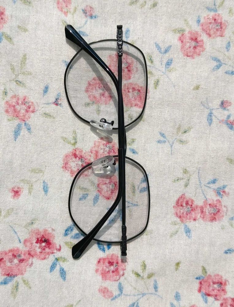Black UV &amp; Blue Light Glasses 🖤