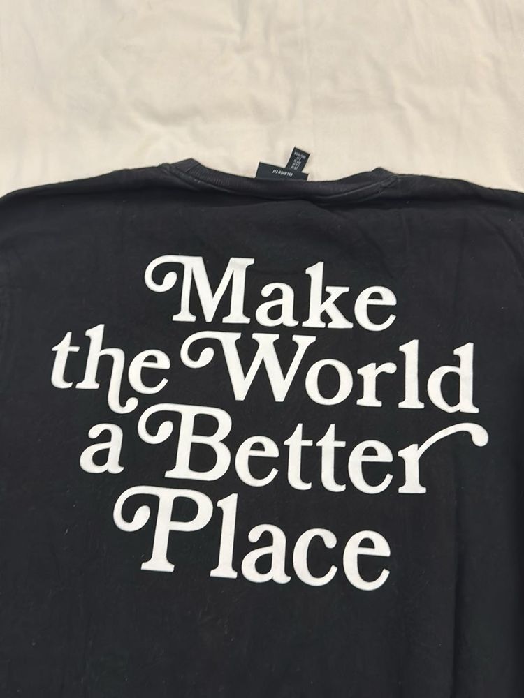 H&amp;M Relaxed Fit Tee