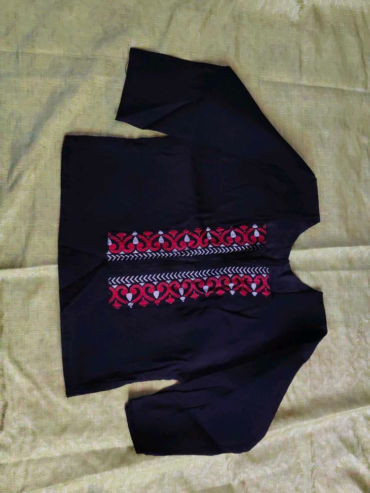 Black Kurta with Red &amp; White Embroidery