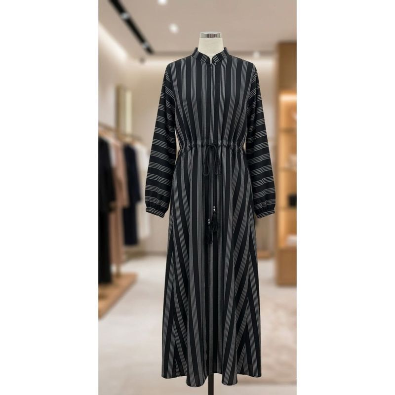 🌸 Unused Abaya