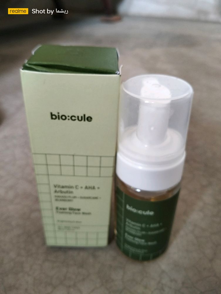Biocule Ever Glow Foaming Facewash