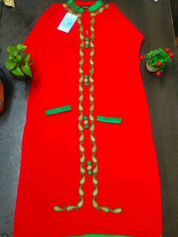Red Woollen Straight Kurta For Women