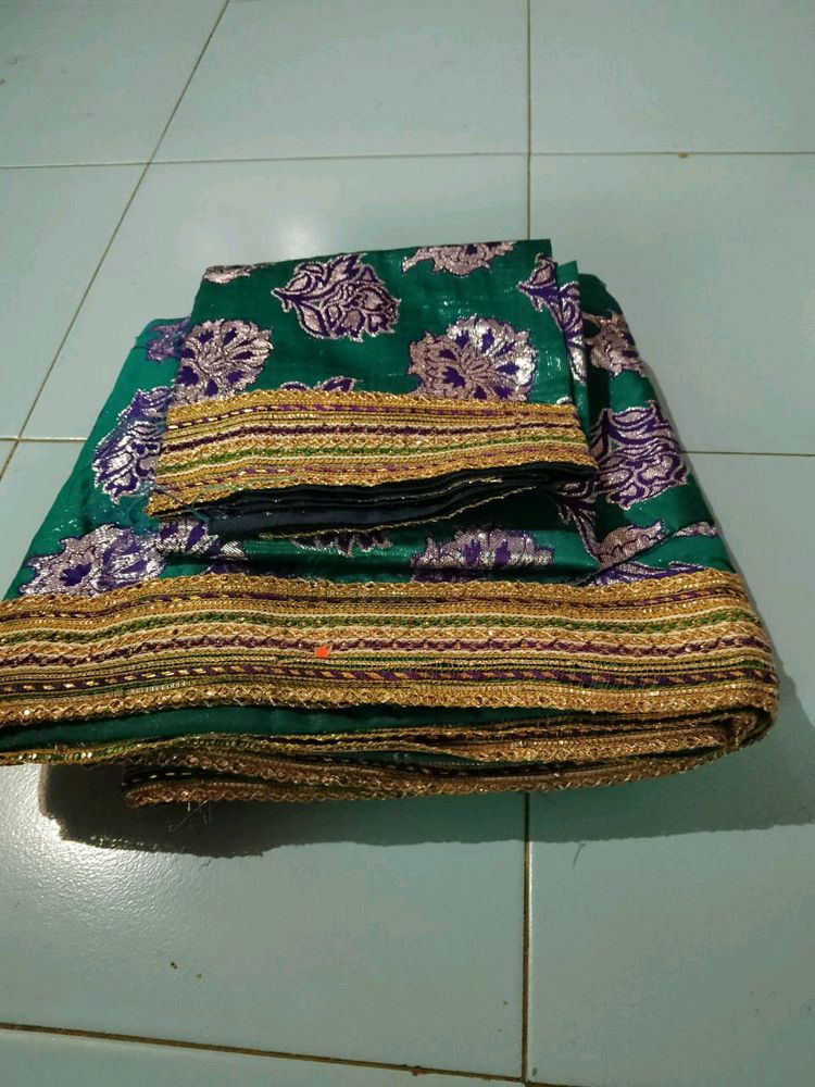 Semi Stitched Lehnga With Blouse