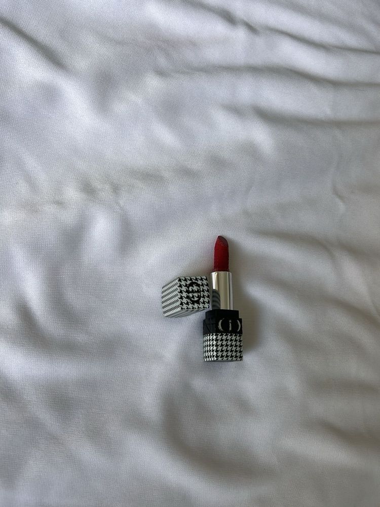 Dior Lipstick - Red Shade 4E01