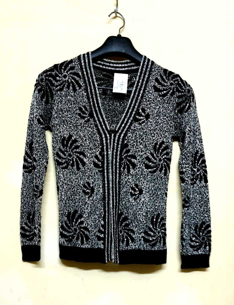 Sequin Shrug Pull Over Floral Knit Black n Silver