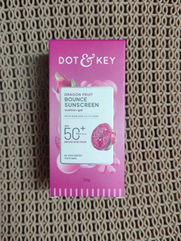 Dot &amp; Key Dragon Fruit Sunscreen SPF 50