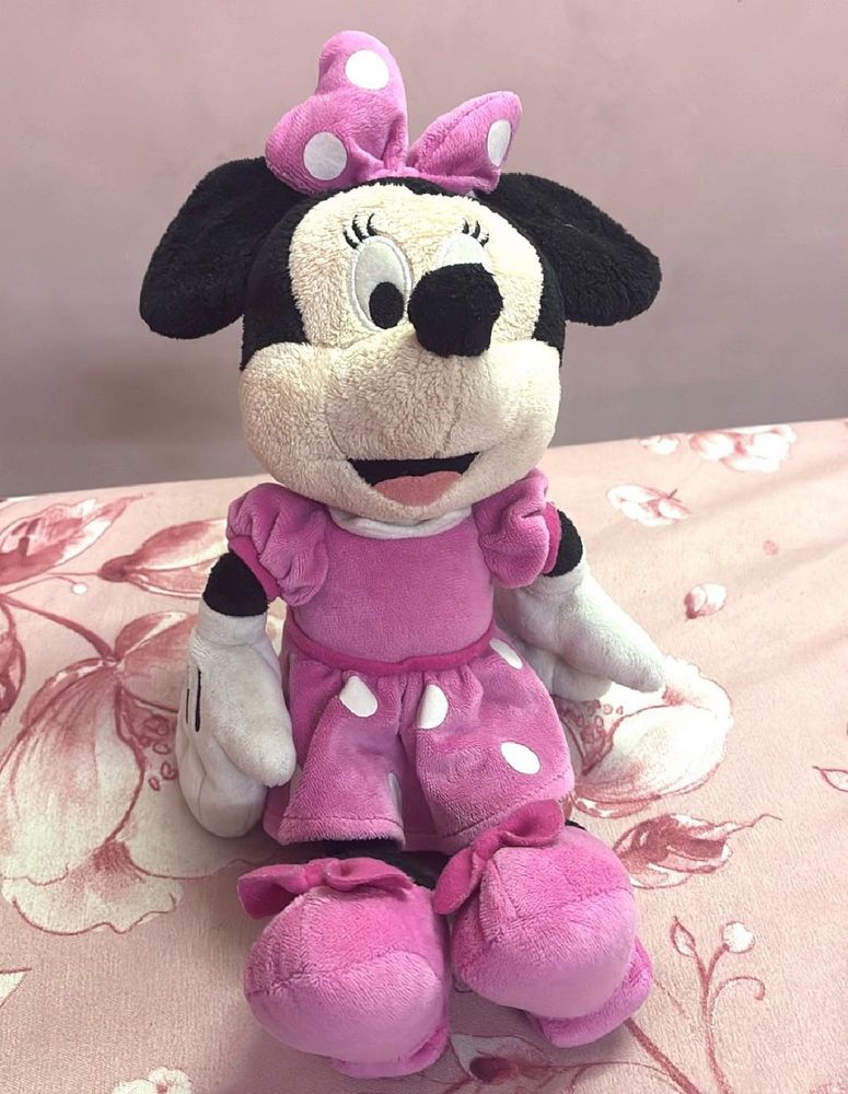Minnie Mouse Plush Toy