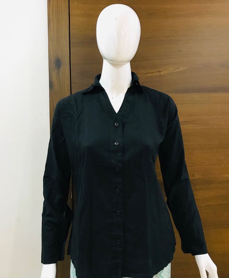 A Formal Wear Black Shirt