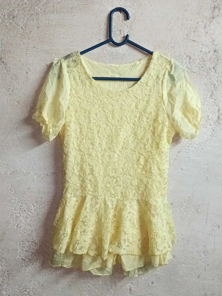 Chic Lace Peplum Top Layered Yellow