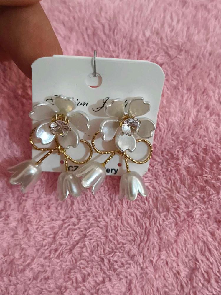Elegant Floral Drop Earrings