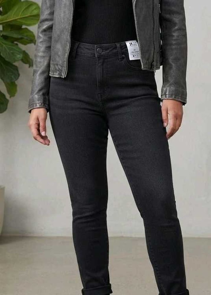 Black Jeans