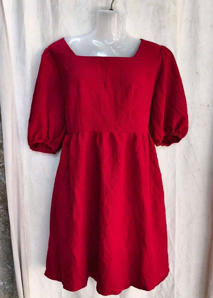 Chic Red Square Neck Puff Sleeve Dress