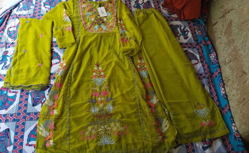 Embroidered Kurta Set with Dupatta