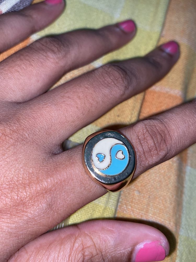 H&amp;M Ying Yang Ring