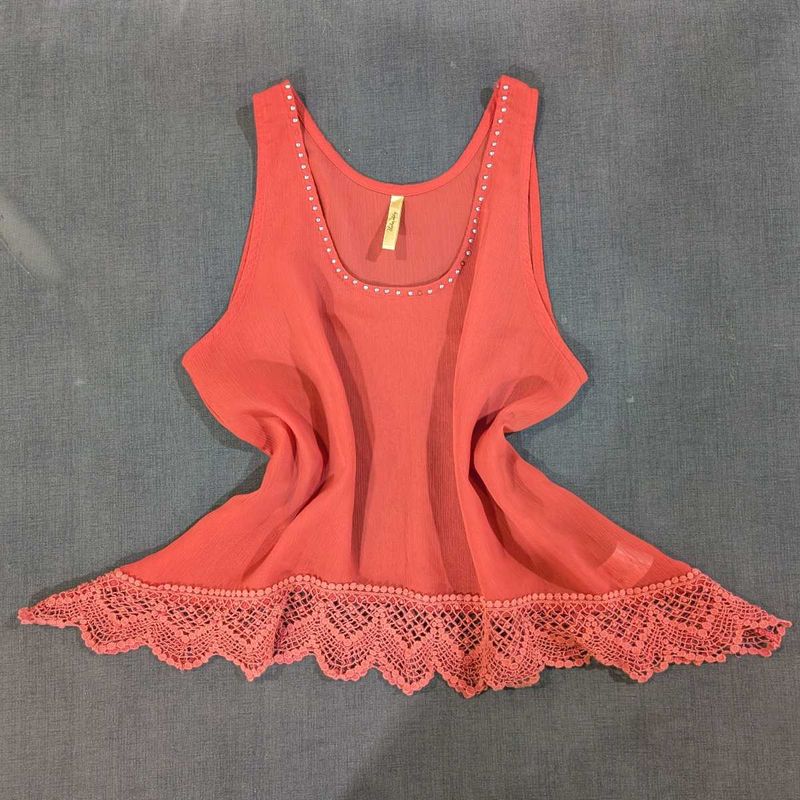 Sleeveless Lace Coral Top