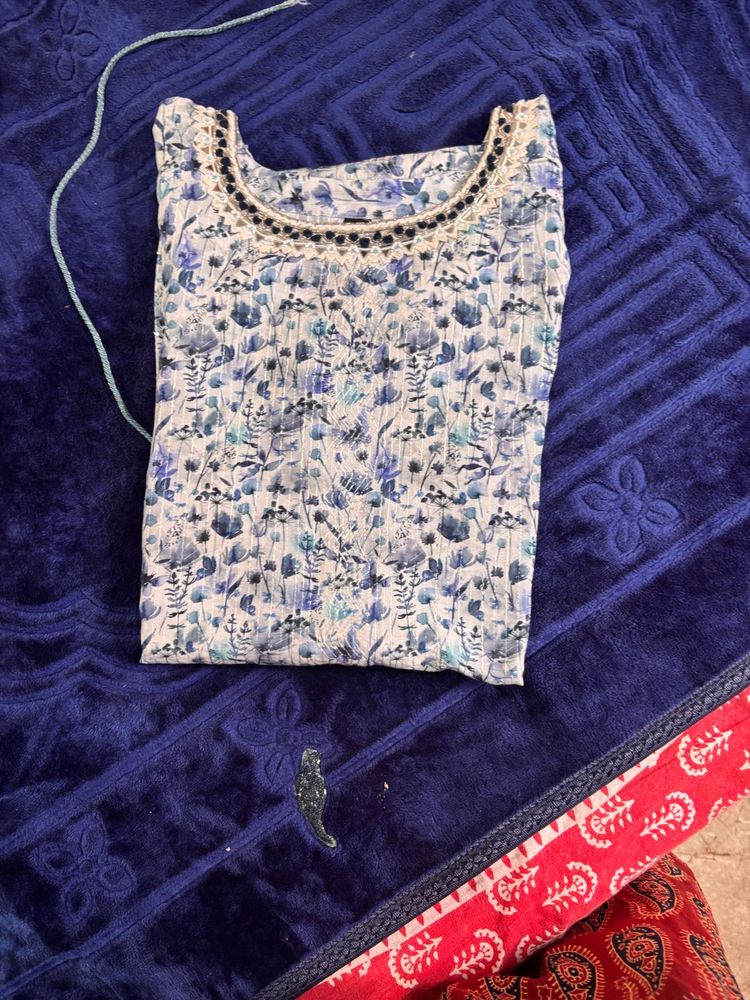 Floral Print Kurta with Embellished Neckline