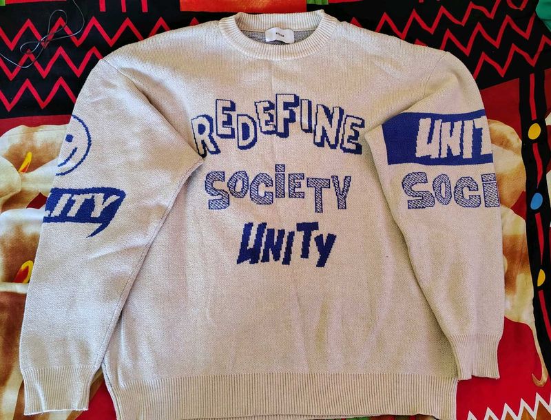 Baren Oversized Graphic Knit Sweater