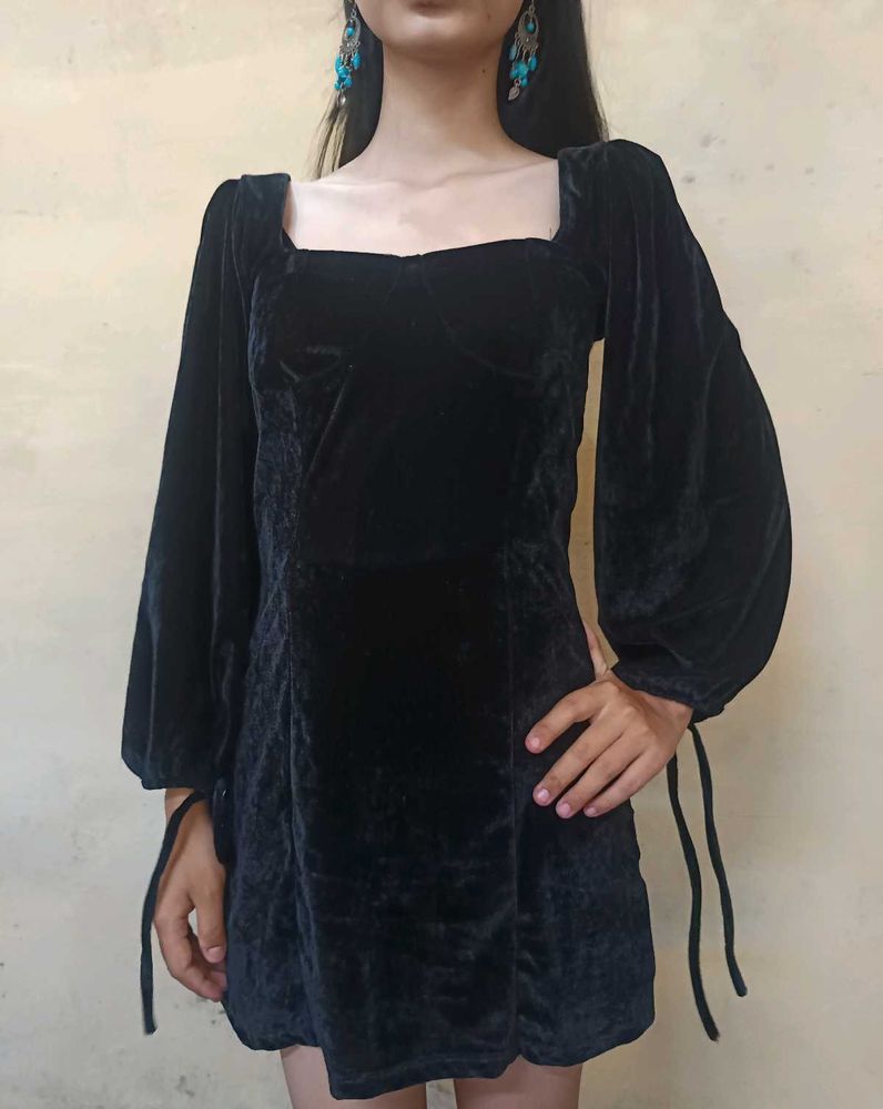 Black Velvet Square Neck Dress