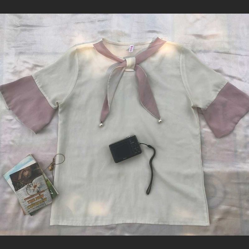 Cute Bow Detail Top