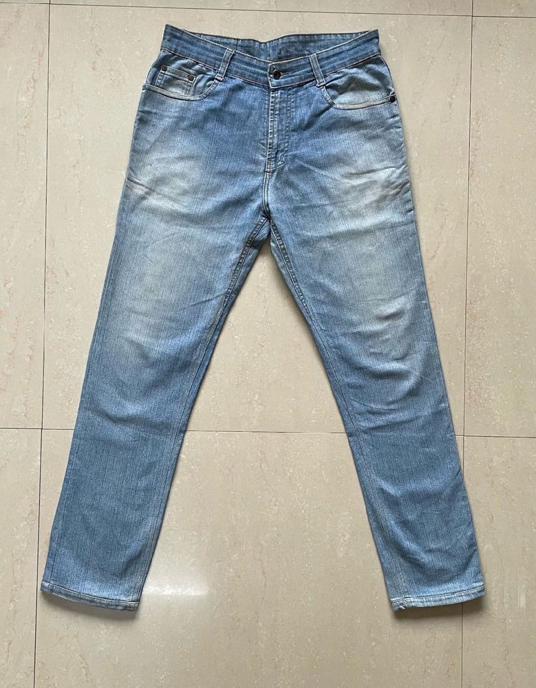 Mid Wash Straight Fit Jeans