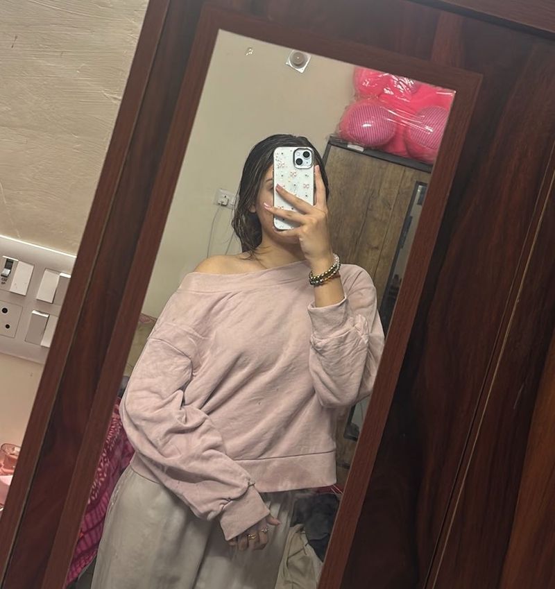H&amp;M Sweatshirt