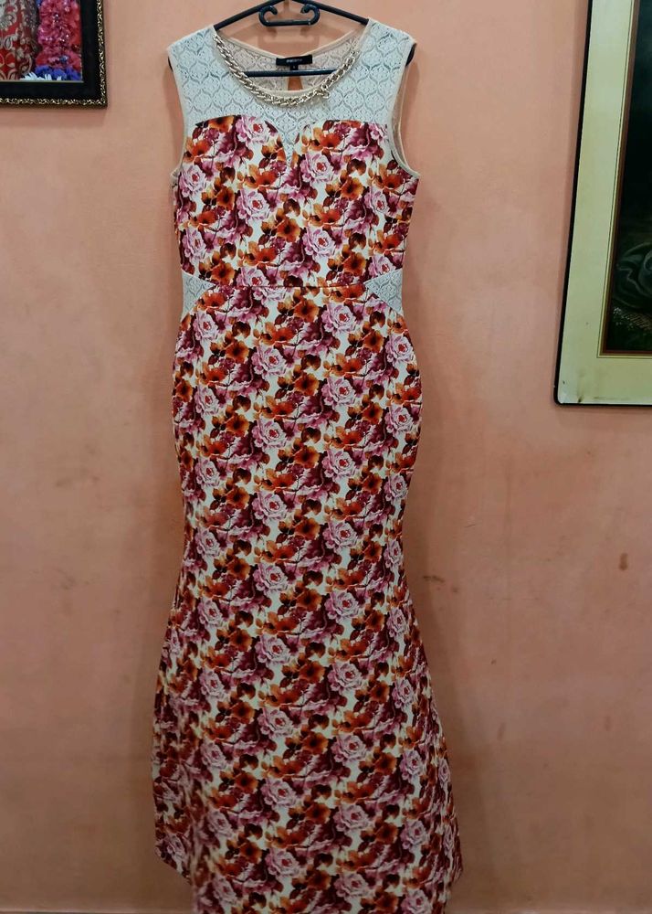 Floral Print Maxi Dress with Chain Detail